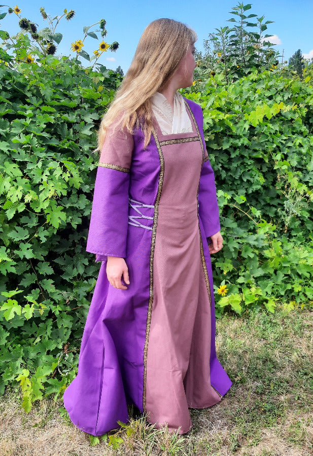 Milady Dress - Elegant Purple Medieval Costume